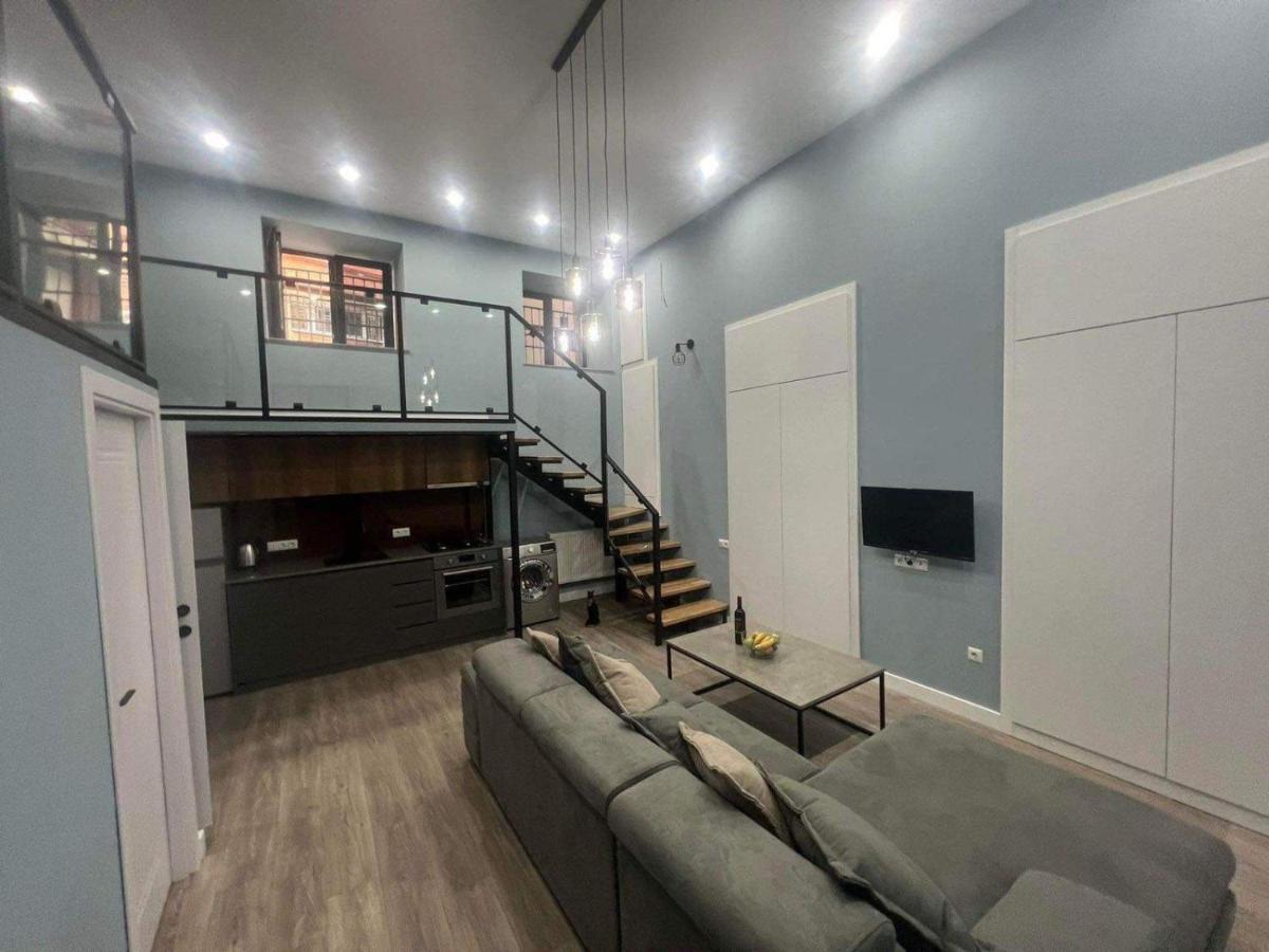 Home House Тбилиси Экстерьер фото